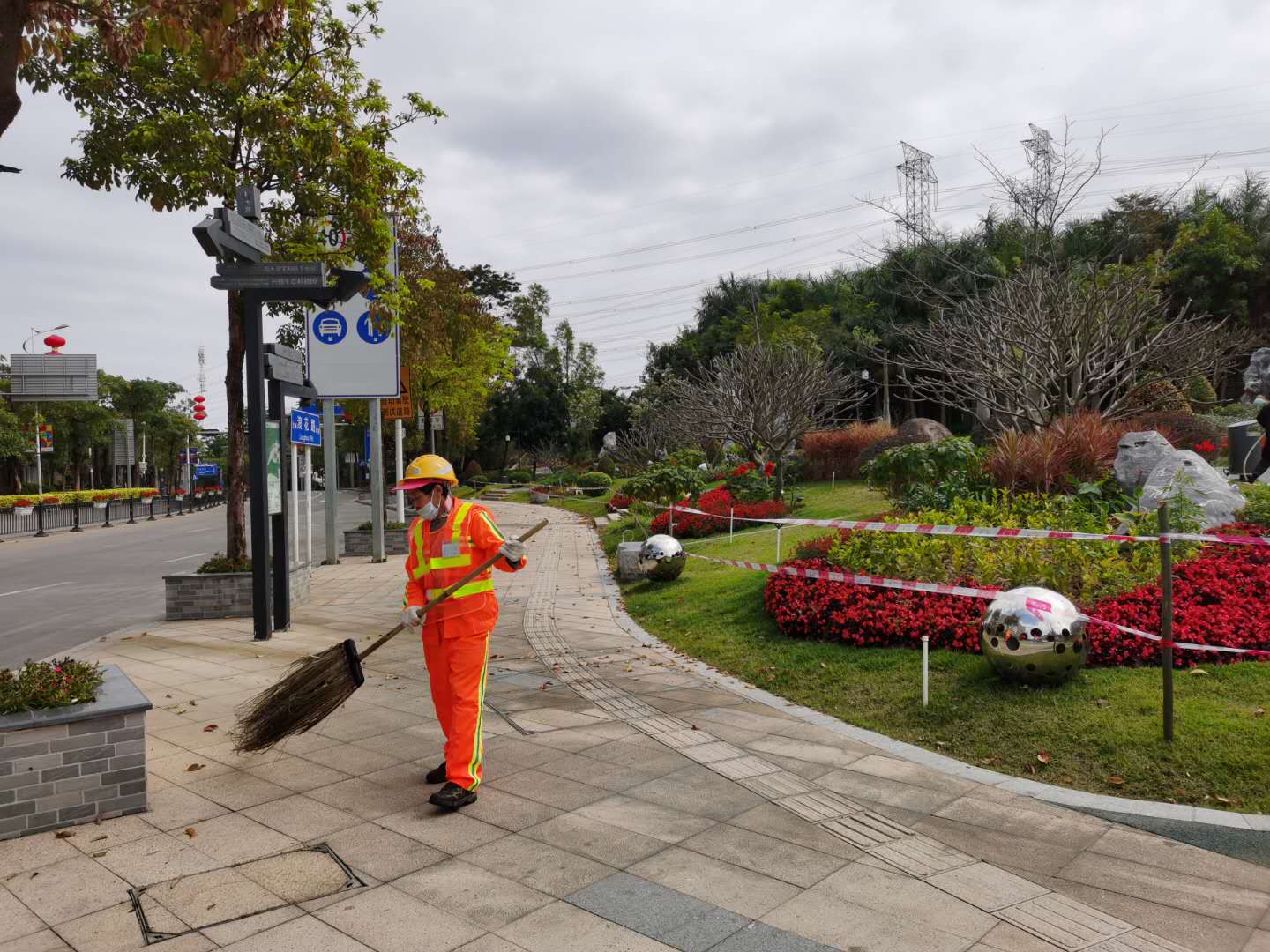 龍華區(qū)大浪項目道路清潔